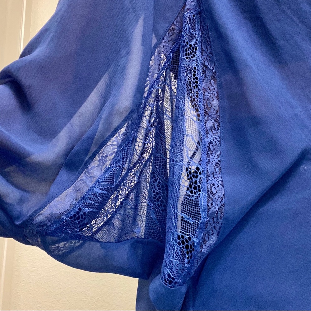 LC Cobalt Blue Button Up Blouse NWOT - Picture 2 of 8